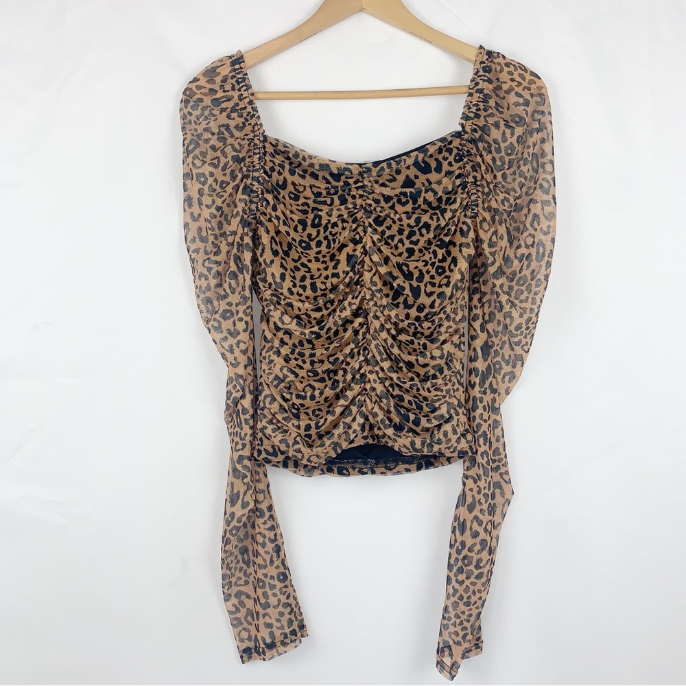 Missguided Ruched Mesh Top Leopard Print - Picture 5 of 8